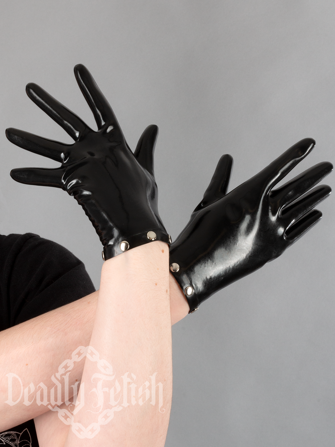 Deadly Fetish Made-To-Order Latex: Gloves With Rivets