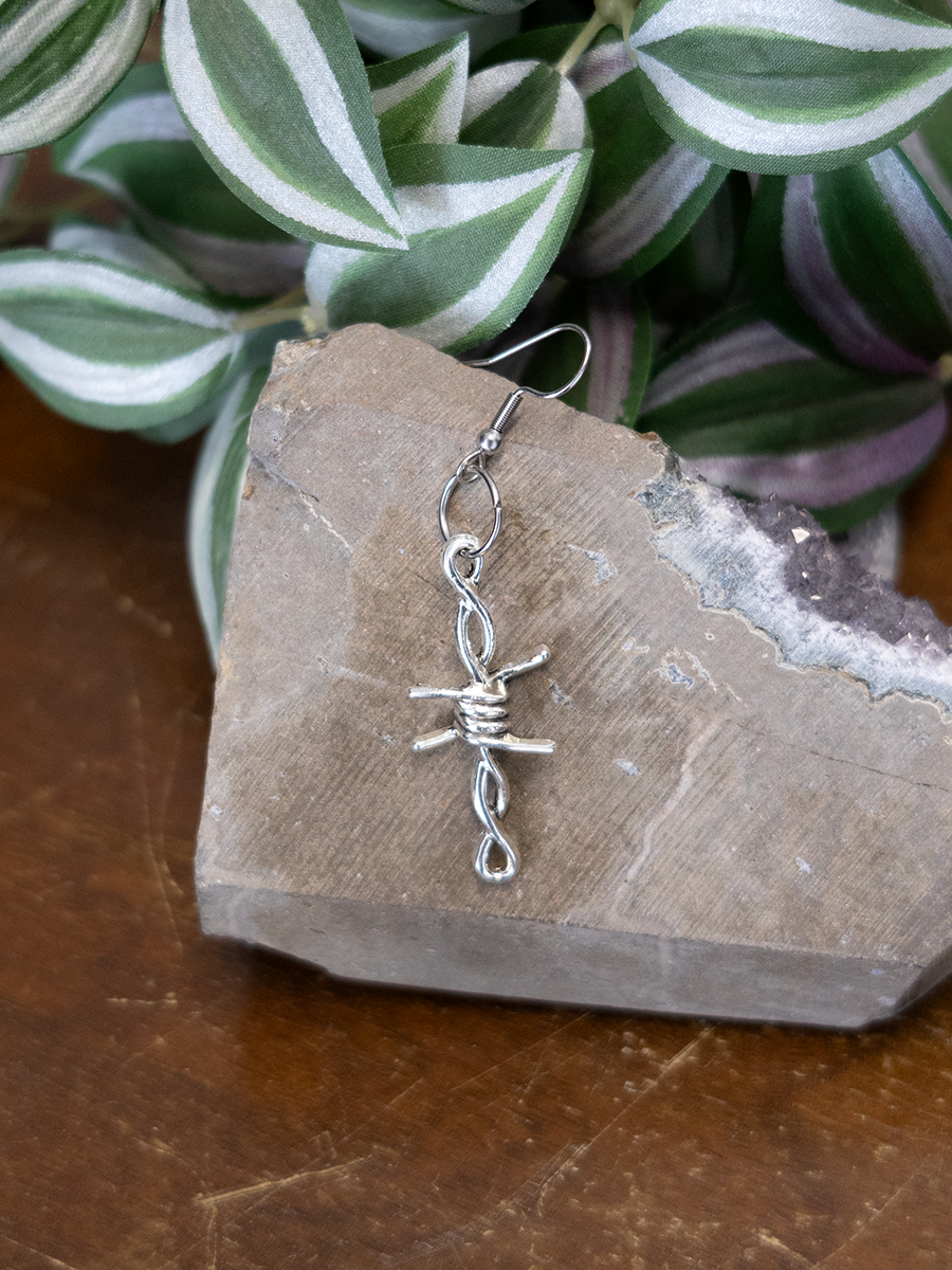 Oversized Barbed Wire Earring
