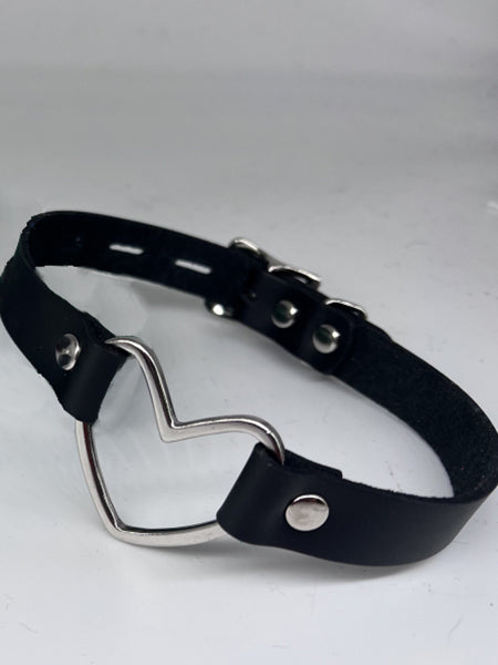 Leather Locking Buckle Collar with Heart Ring