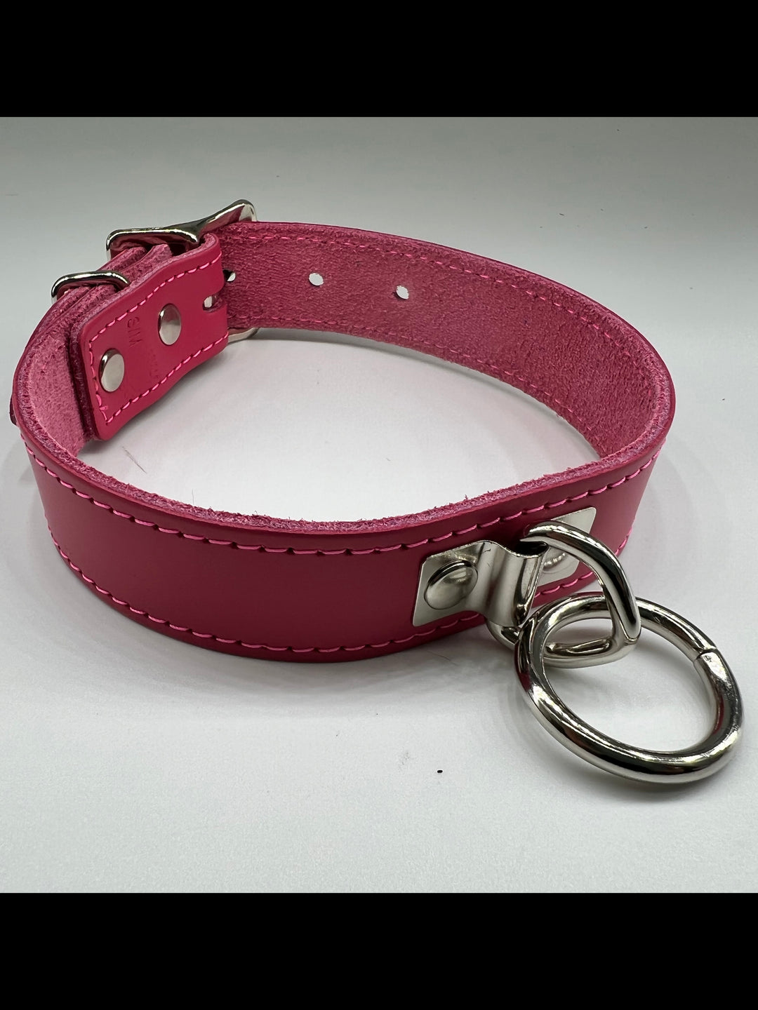 Classic Leather Collar