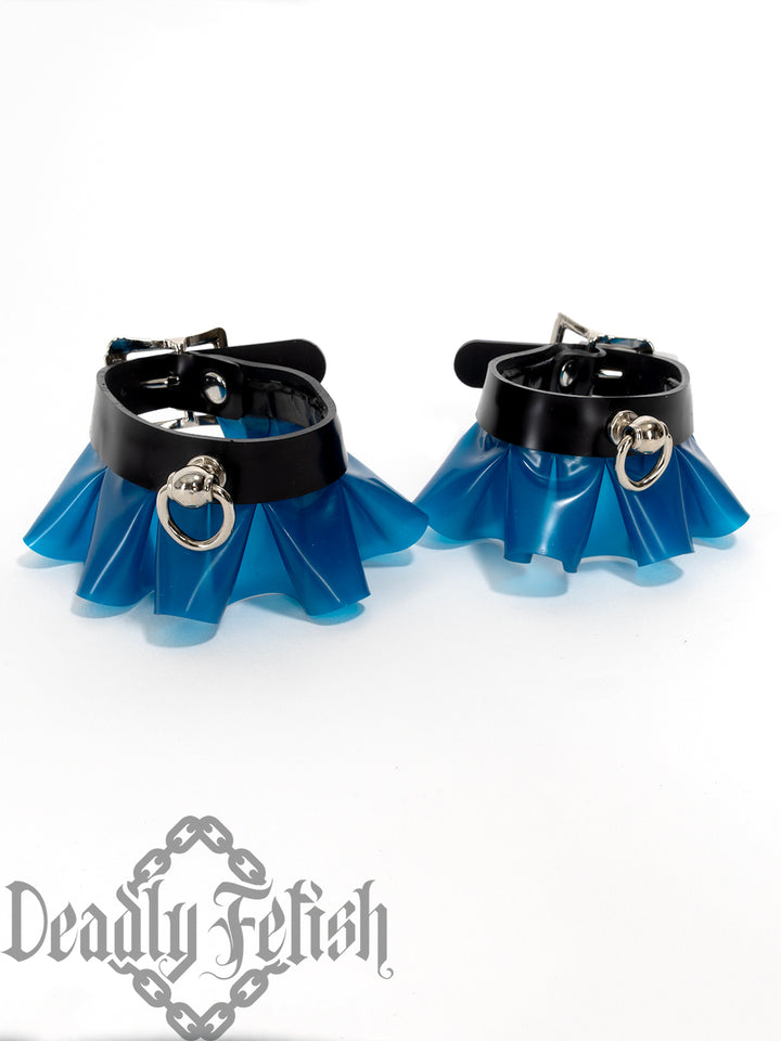 Deadly Fetish Latex: Ruffle Wrist Cuffs