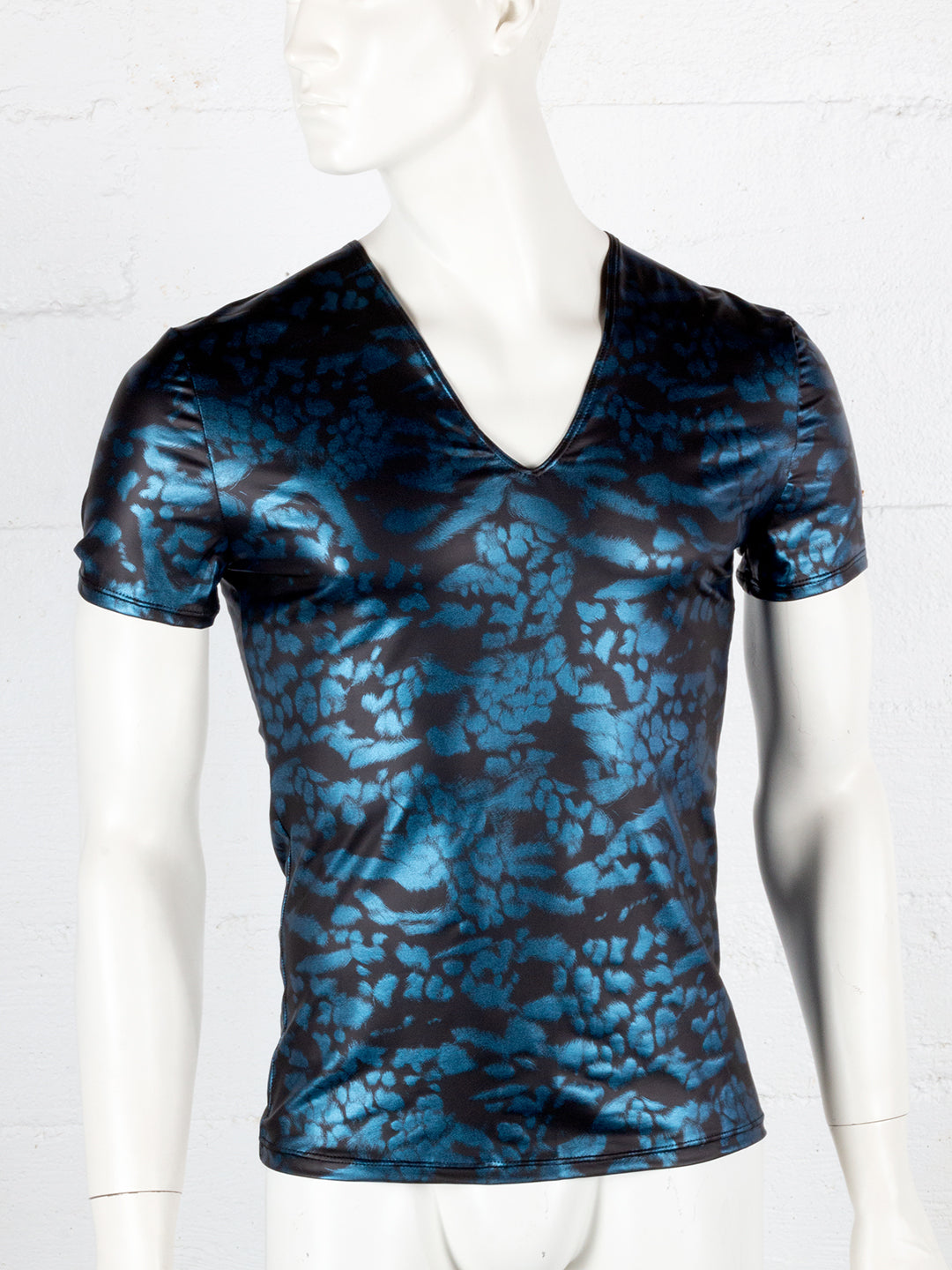 Printed Wetlook V-Neck T-Shirt