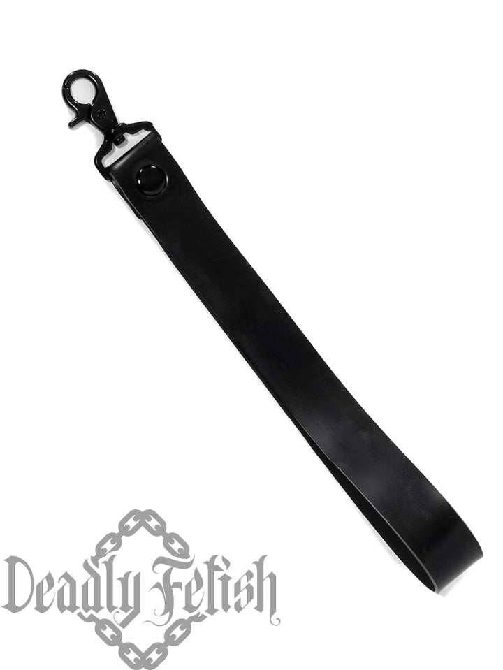 Deadly Fetish Latex: Short Latex Leash
