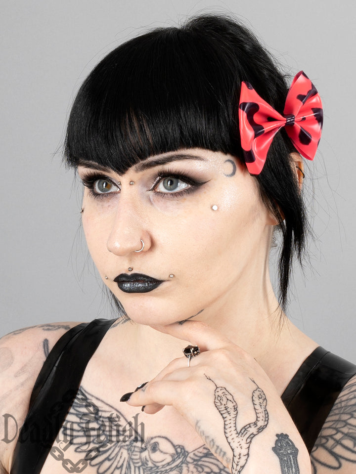 Deadly Fetish Latex: Bow Clips