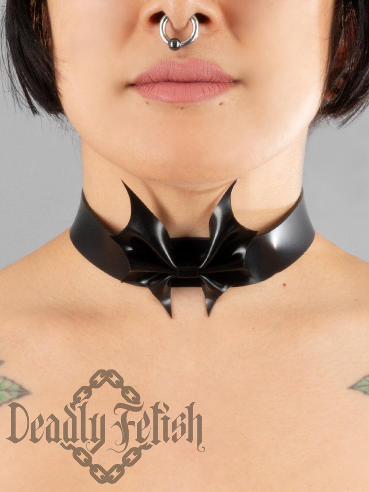 Deadly Fetish Latex: Basic Bat Bow Choker