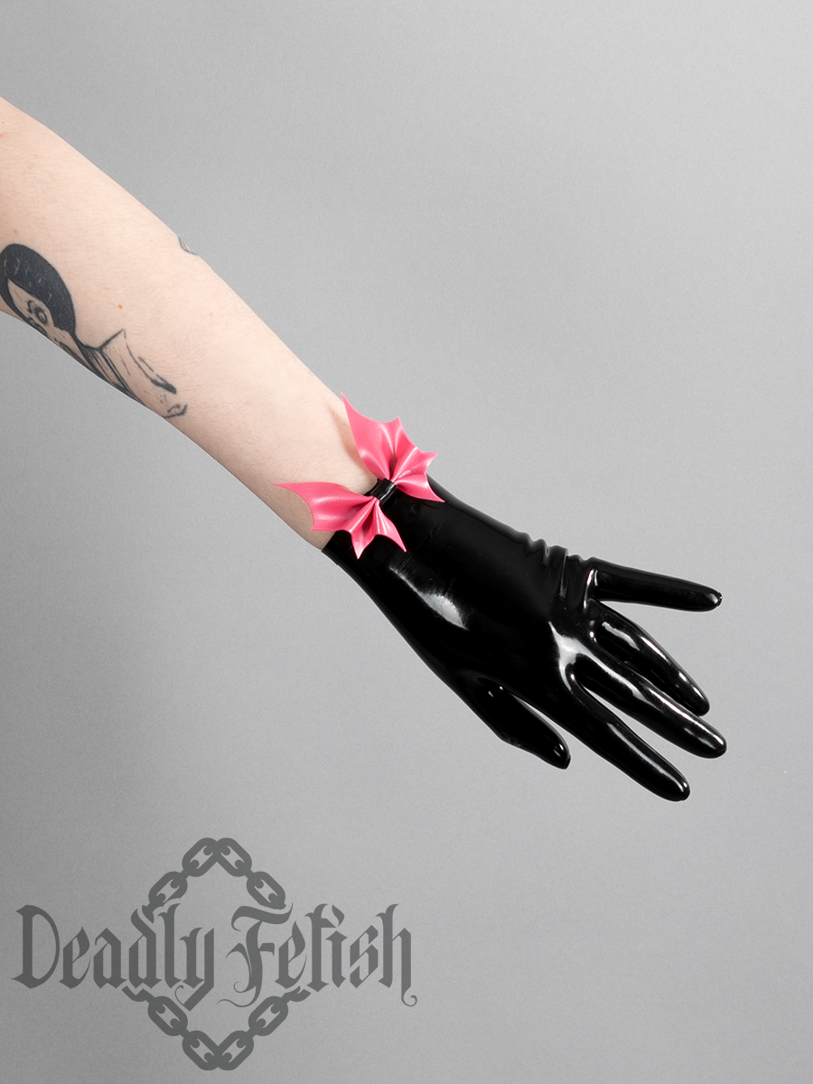 Deadly Fetish Latex: Gloves With Bat Bows