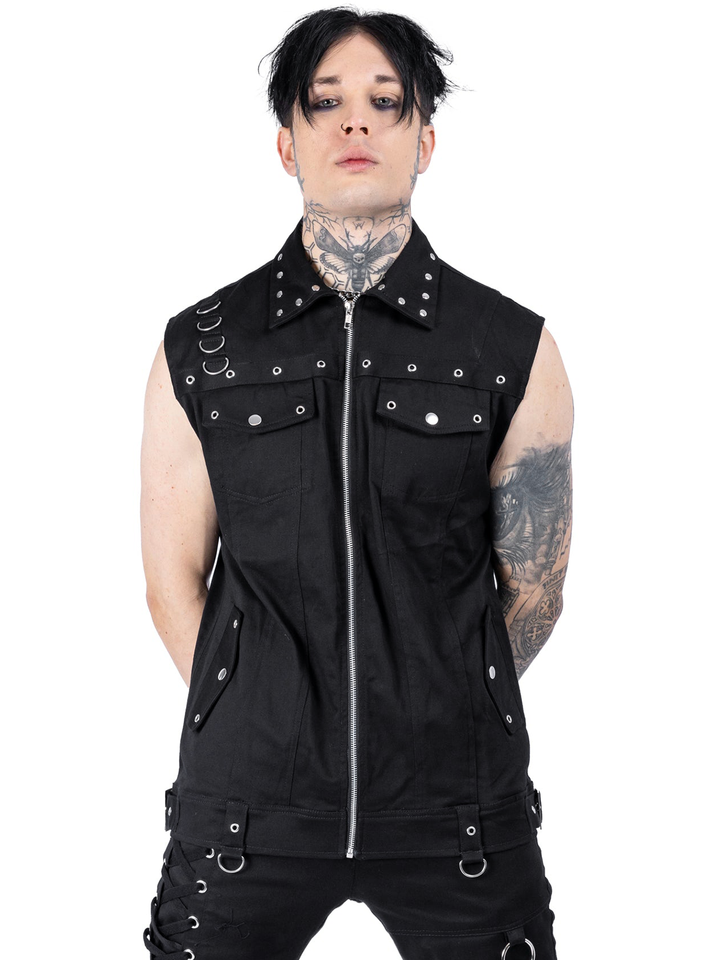 Isaias Vest